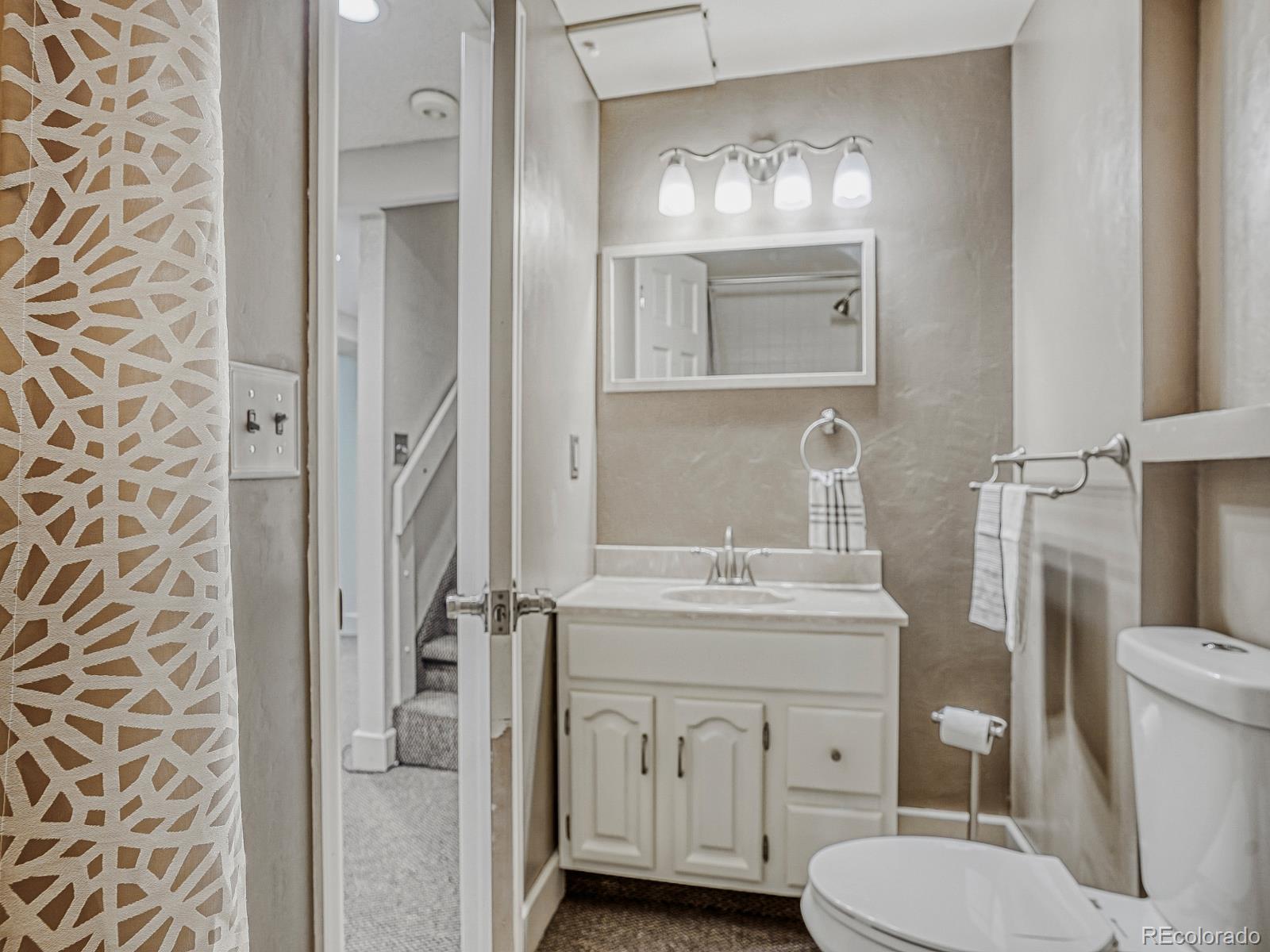 MLS Image #14 for 12138 w brittany avenue,littleton, Colorado