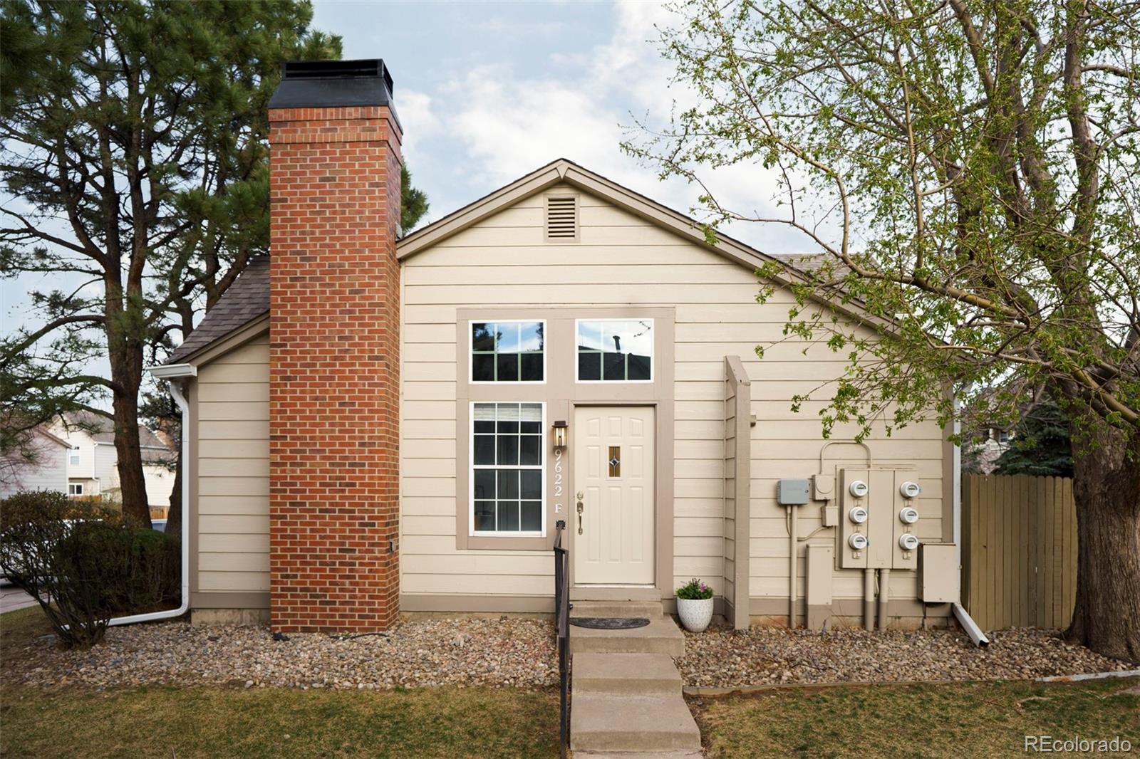 MLS Image #1 for 9622 w chatfield avenue,littleton, Colorado