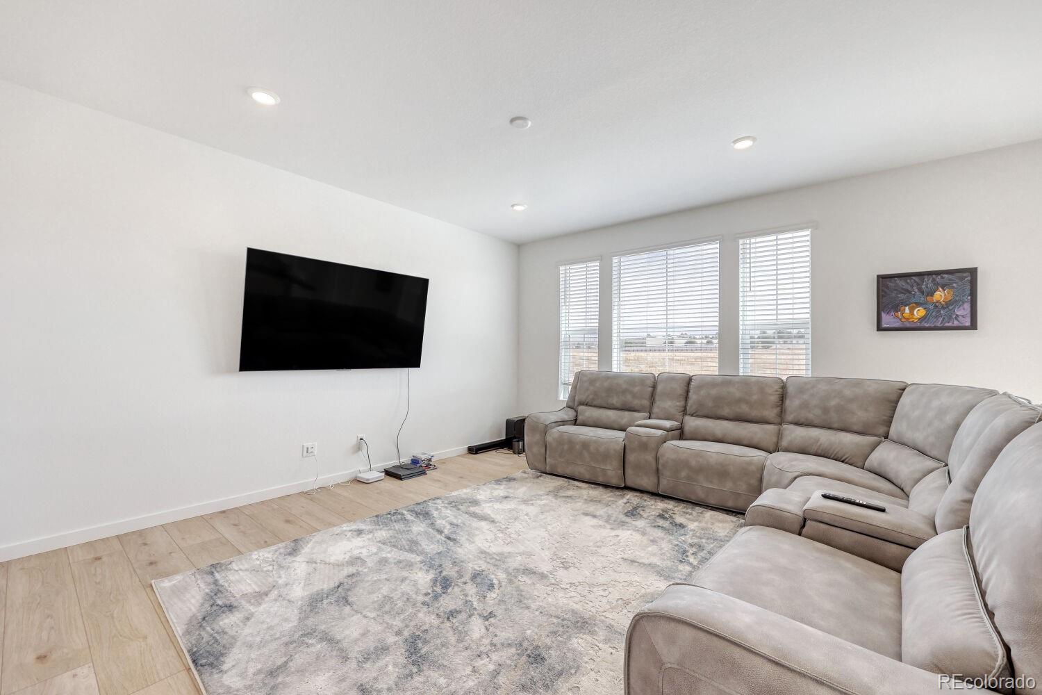 MLS Image #2 for 340  paloma way,elizabeth, Colorado