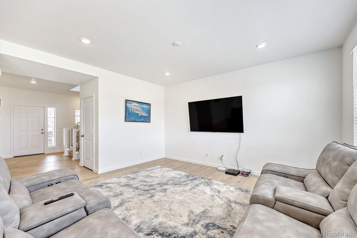 MLS Image #3 for 340  paloma way,elizabeth, Colorado