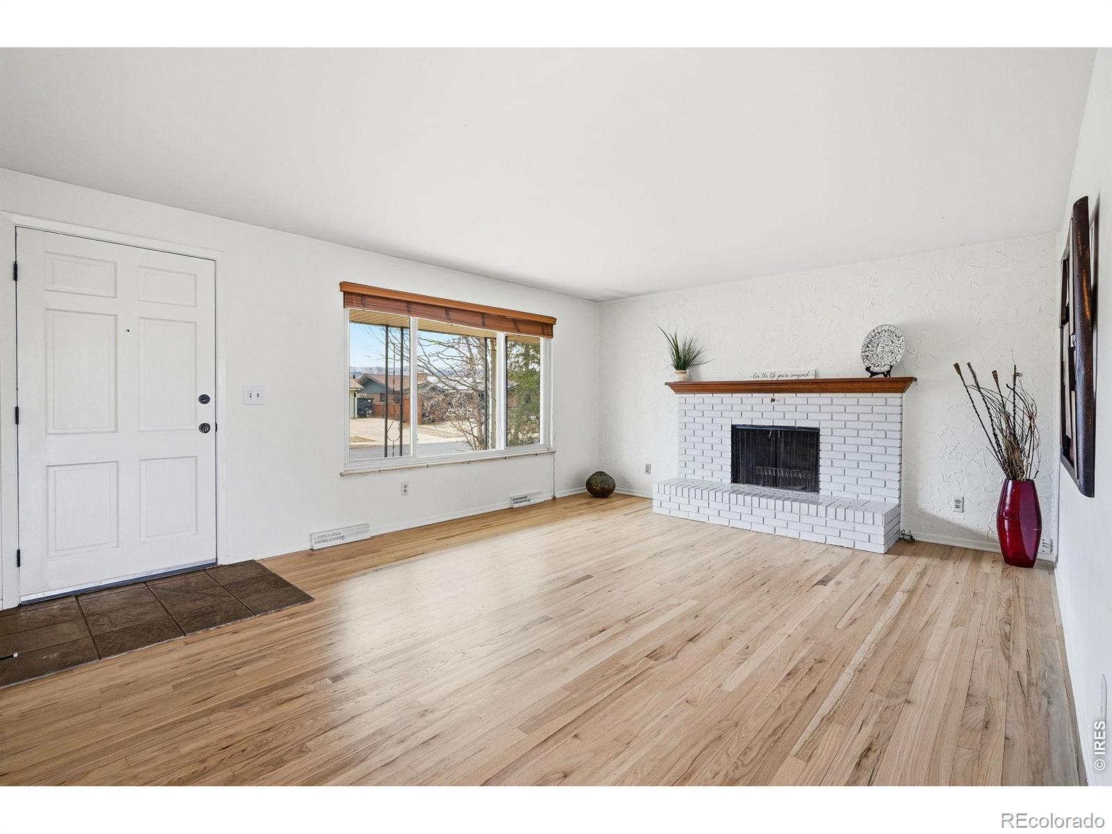MLS Image #1 for 130  cherokee way,boulder, Colorado