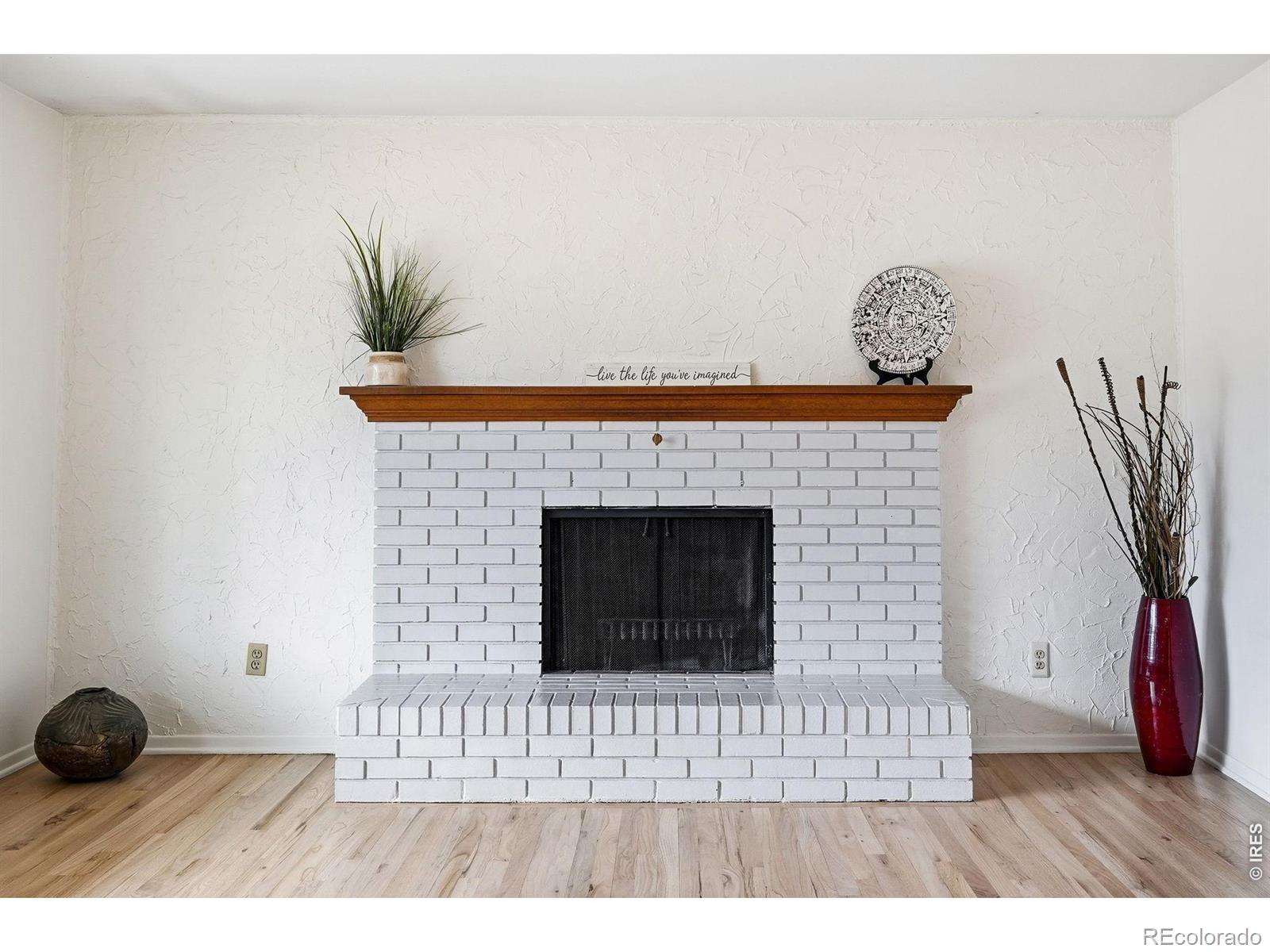 MLS Image #3 for 130  cherokee way,boulder, Colorado