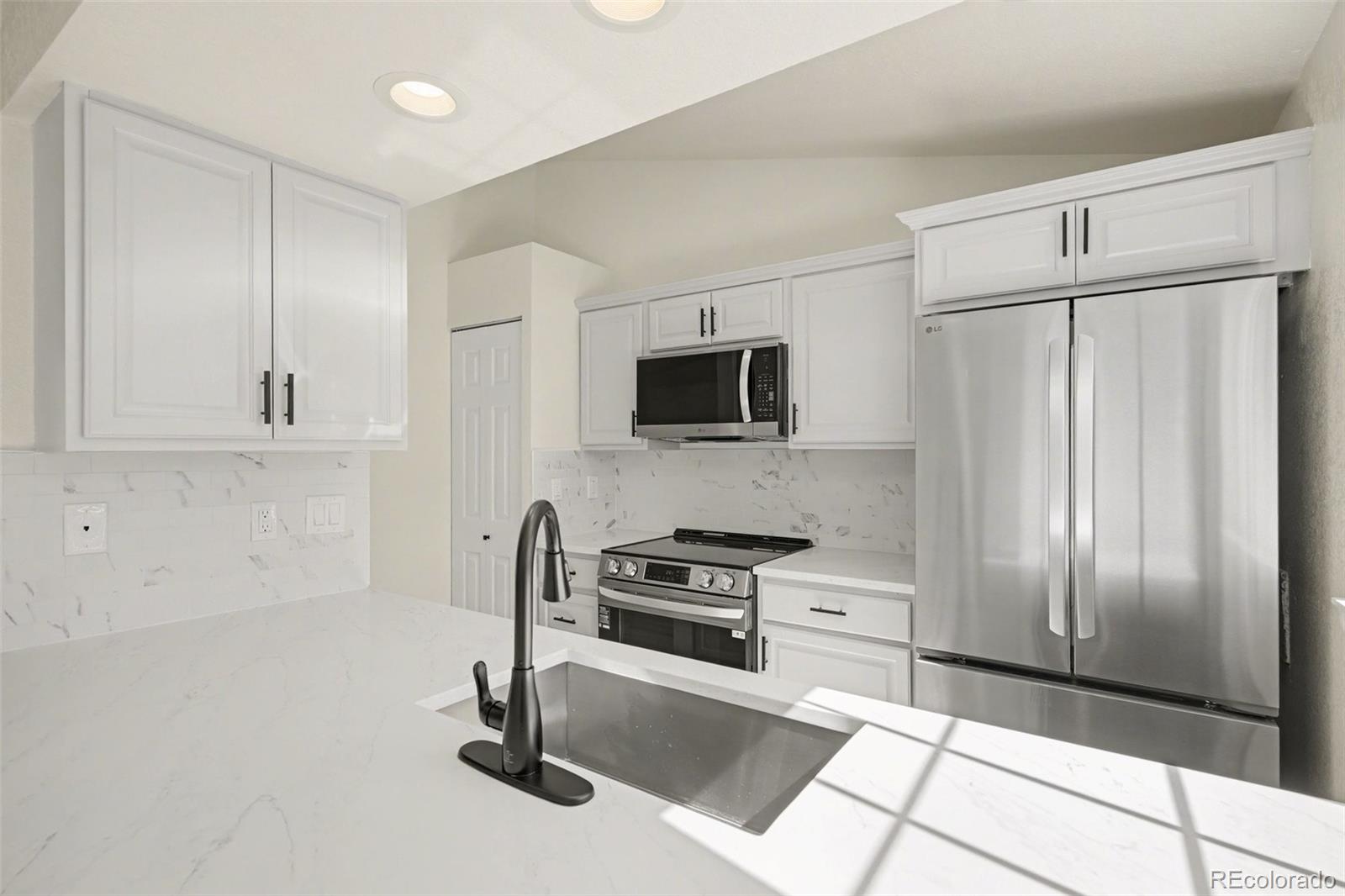 MLS Image #8 for 11826 w bowles circle,littleton, Colorado