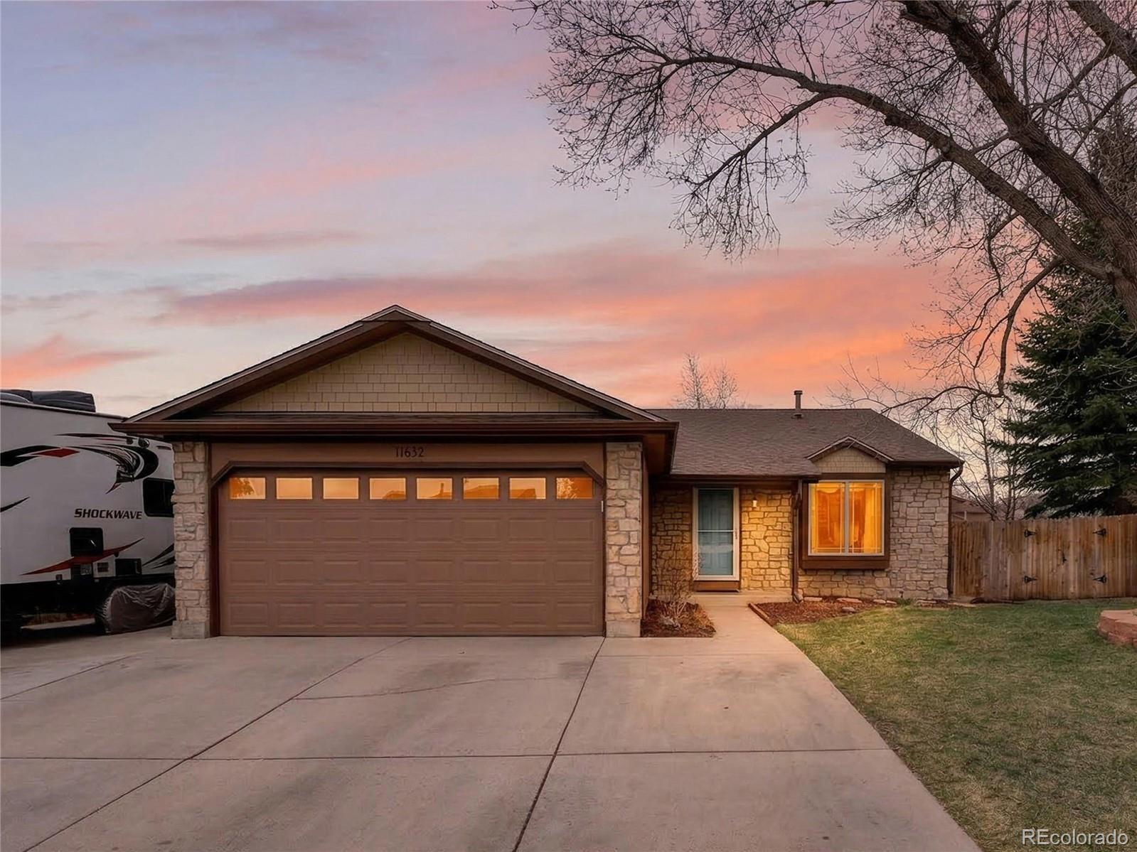 MLS Image #0 for 11632 w lake avenue,littleton, Colorado