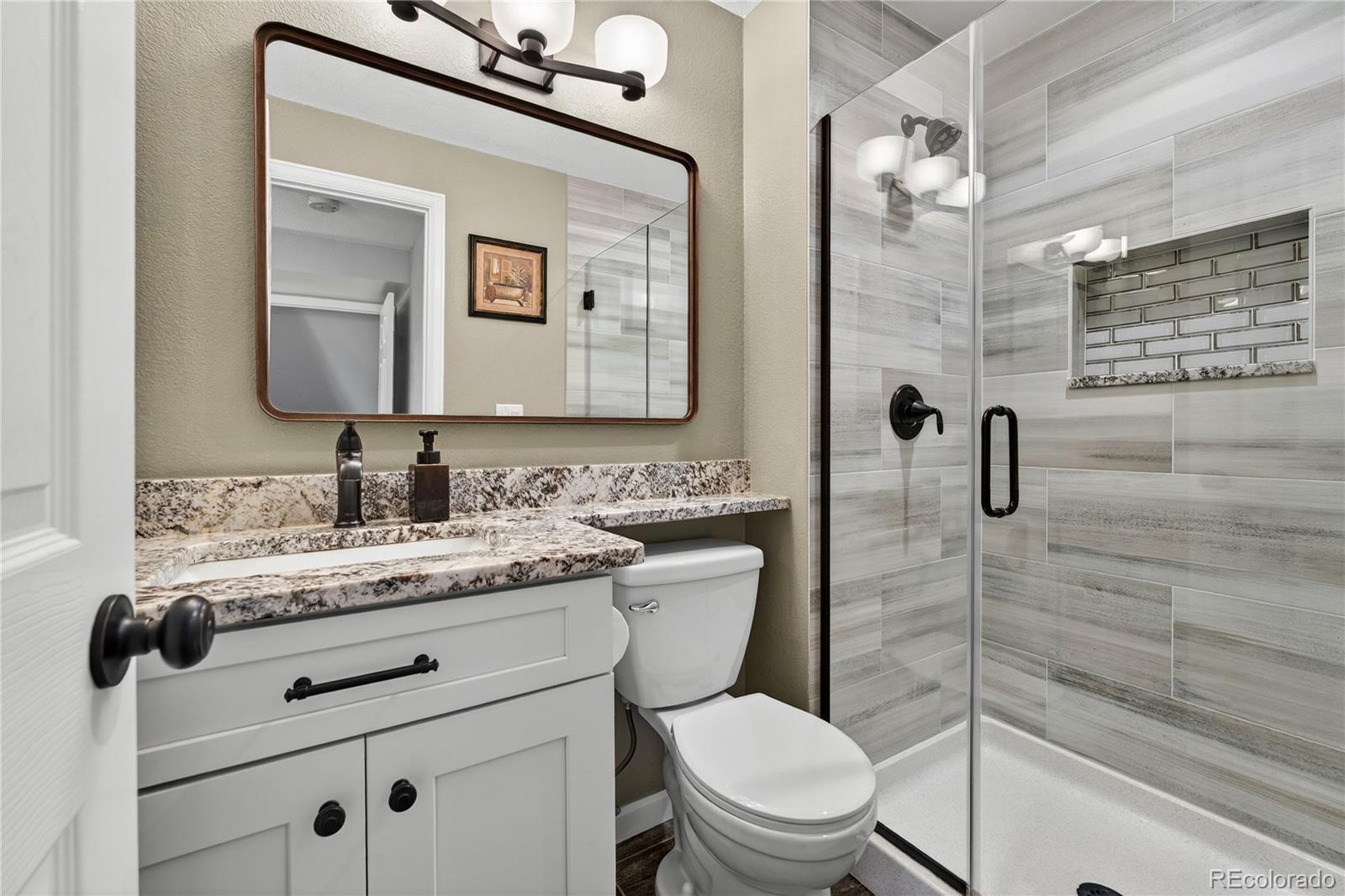 MLS Image #16 for 11632 w lake avenue,littleton, Colorado