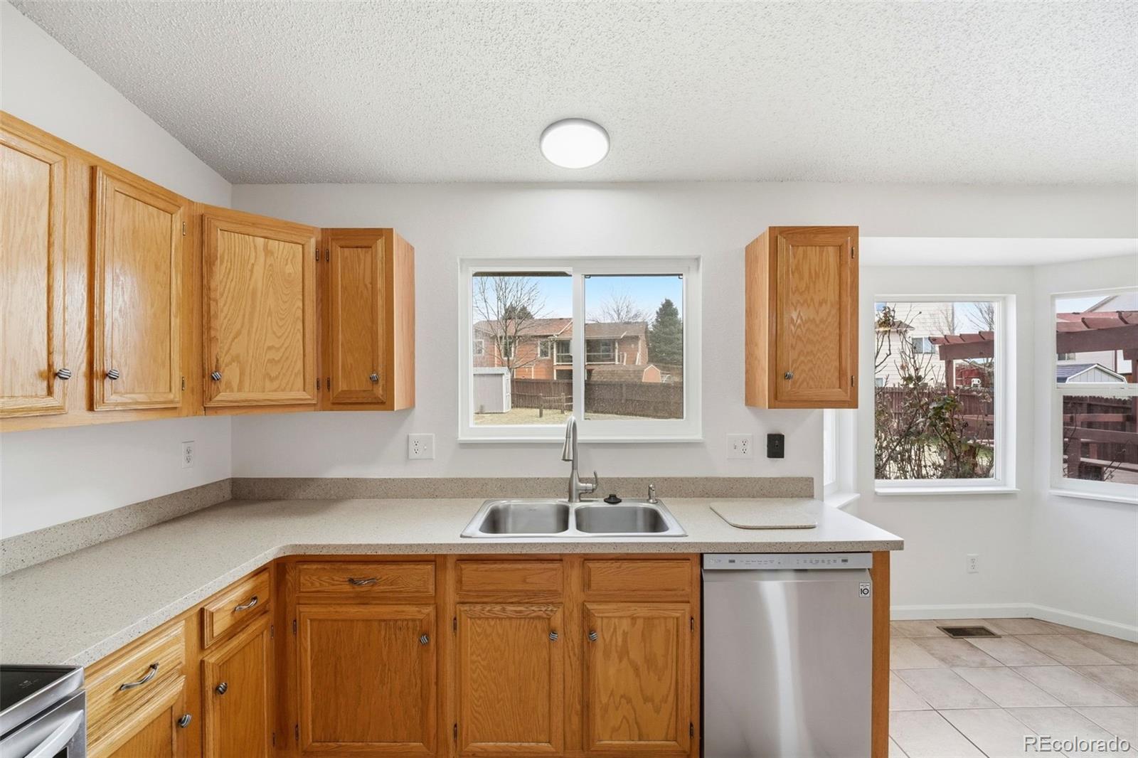 MLS Image #10 for 425  garwood court,colorado springs, Colorado