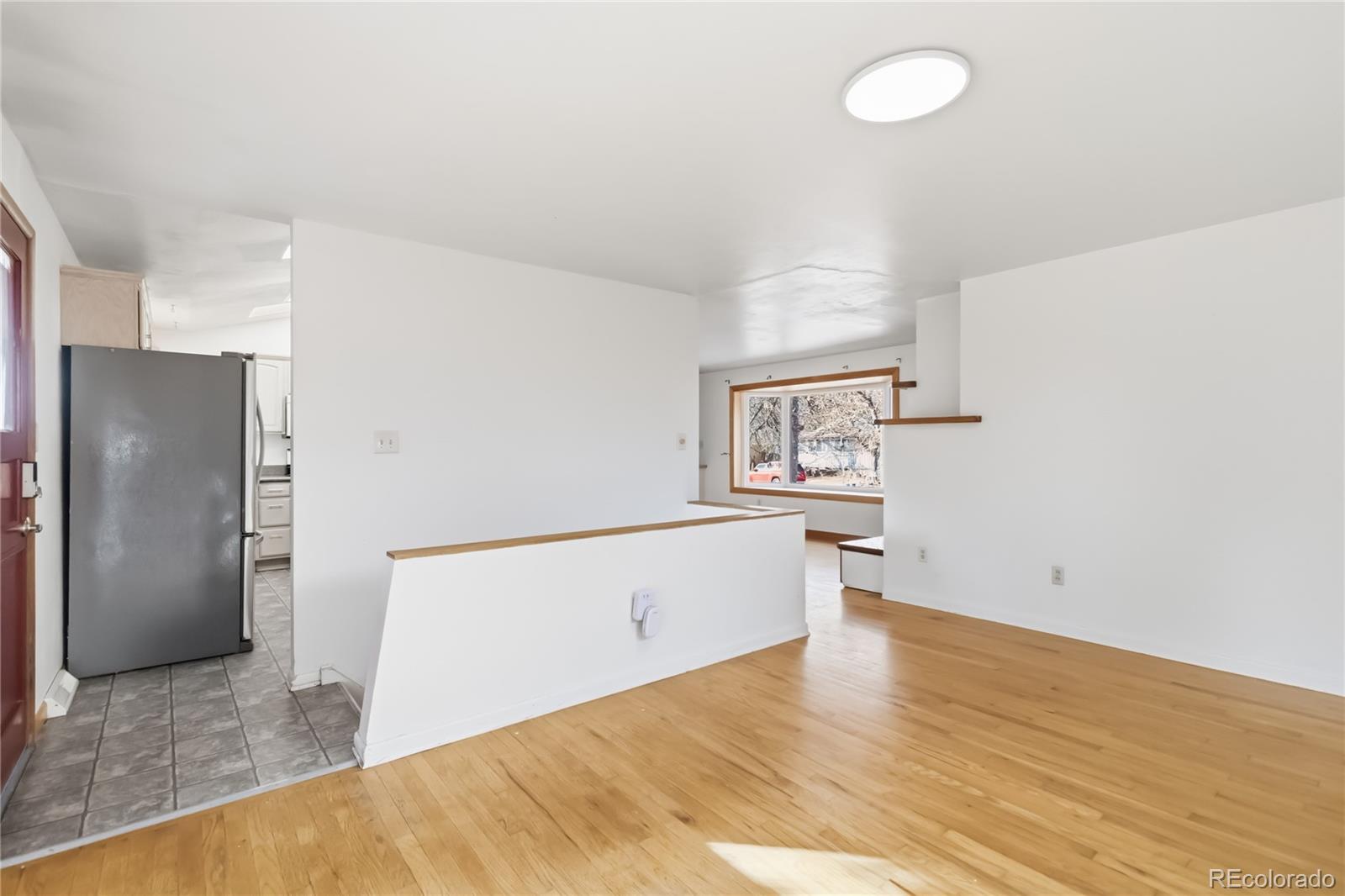 MLS Image #11 for 675 w fremont drive,littleton, Colorado