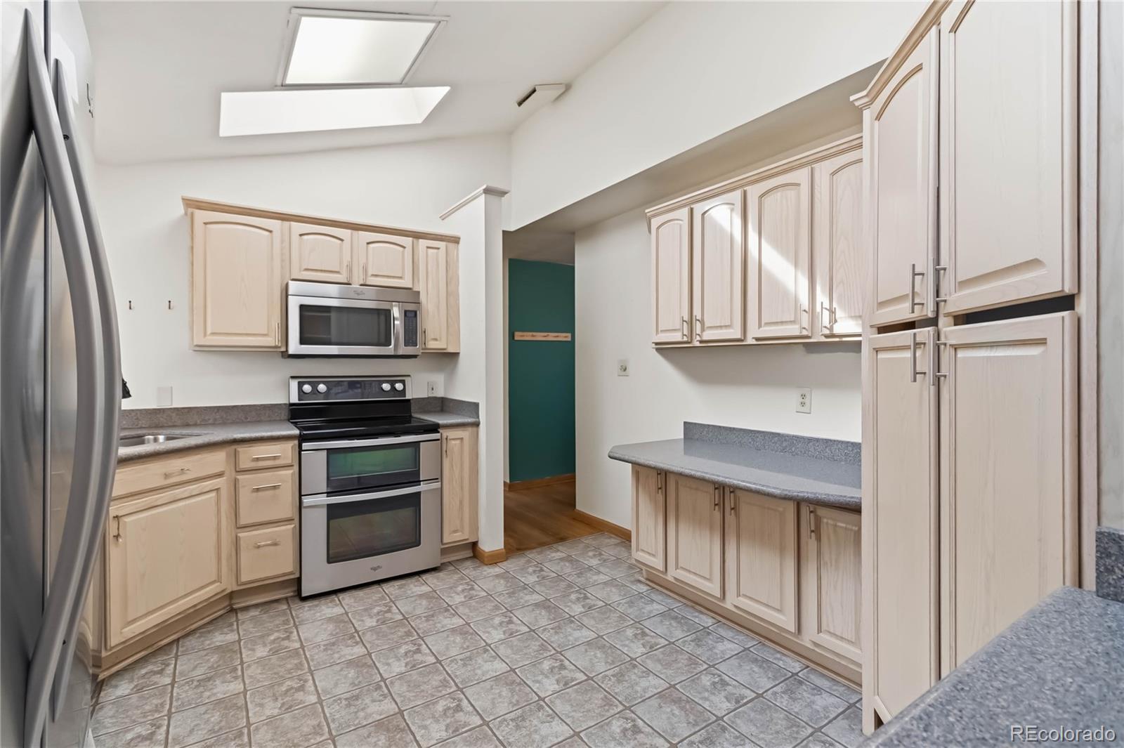 MLS Image #12 for 675 w fremont drive,littleton, Colorado