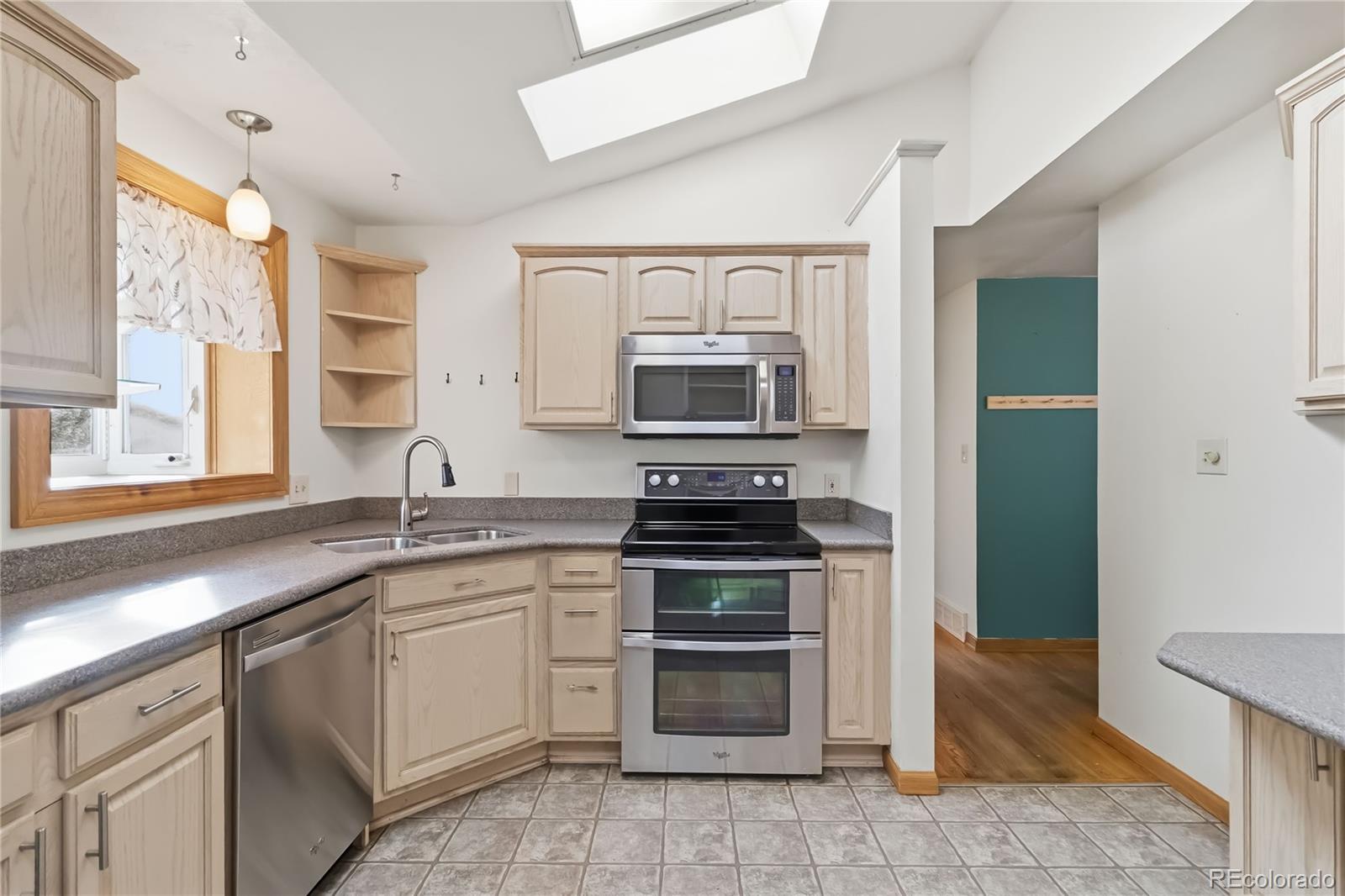 MLS Image #13 for 675 w fremont drive,littleton, Colorado