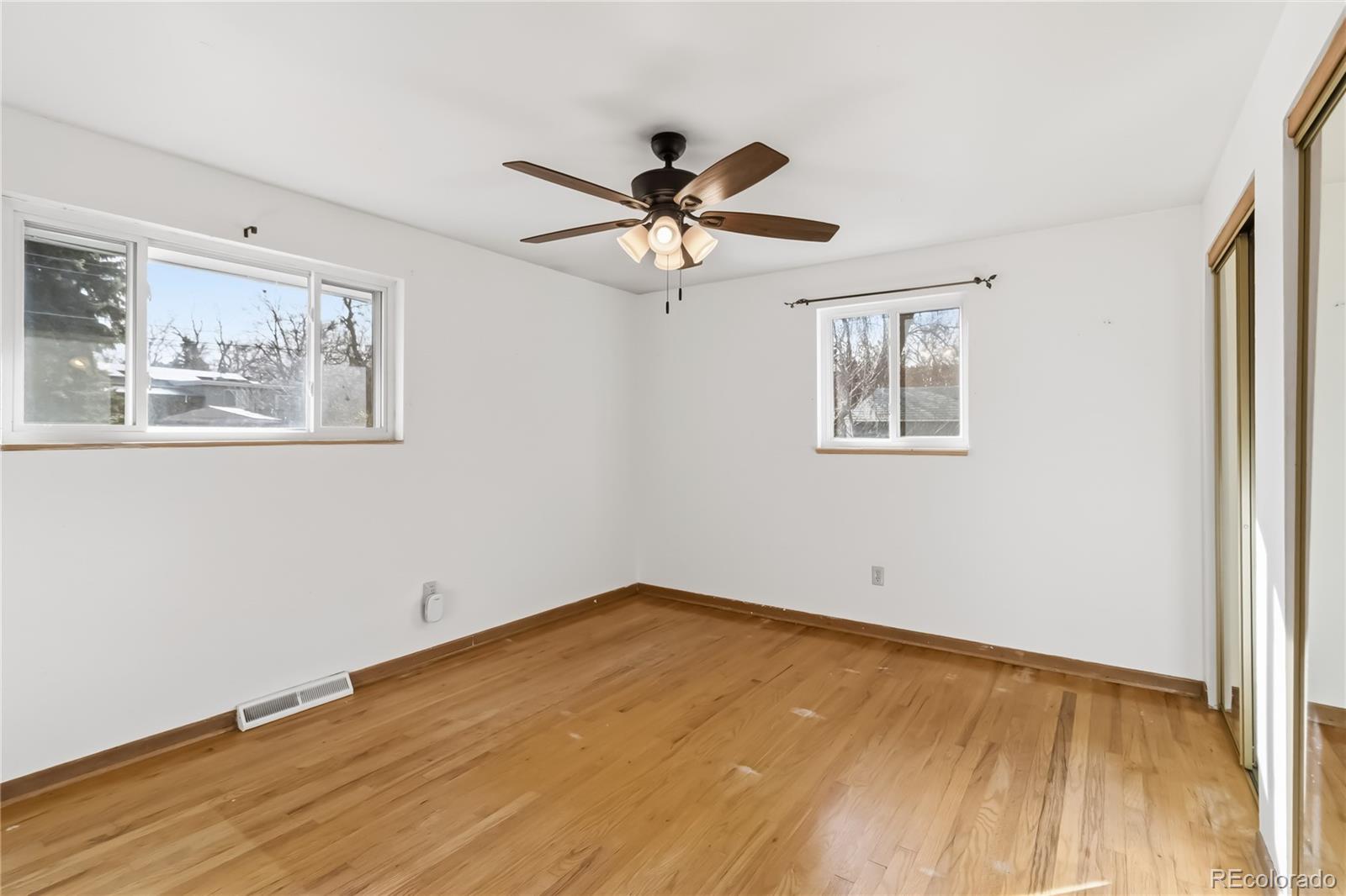MLS Image #17 for 675 w fremont drive,littleton, Colorado
