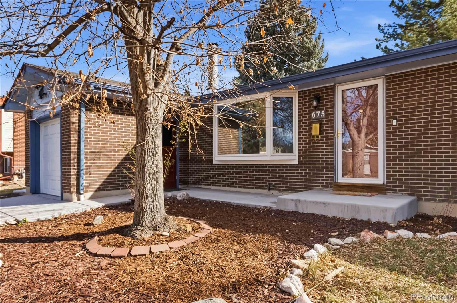 MLS Image #2 for 675 w fremont drive,littleton, Colorado