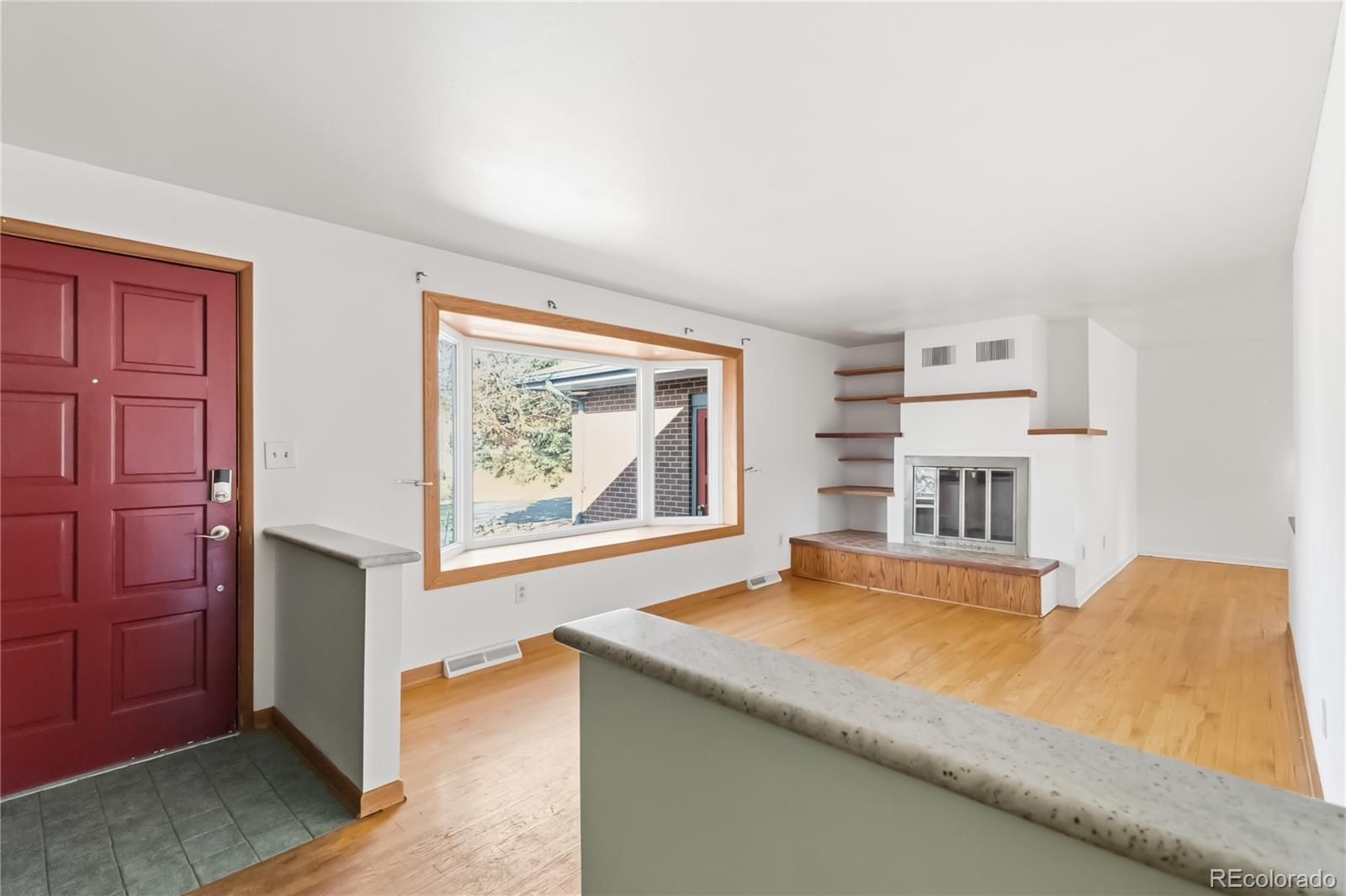 MLS Image #5 for 675 w fremont drive,littleton, Colorado