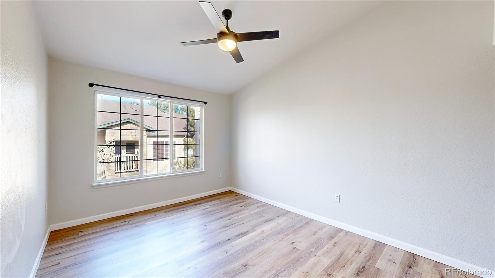 MLS Image #14 for 10035 e carolina place,aurora, Colorado