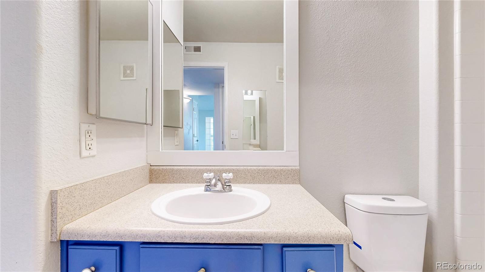 MLS Image #23 for 10035 e carolina place,aurora, Colorado