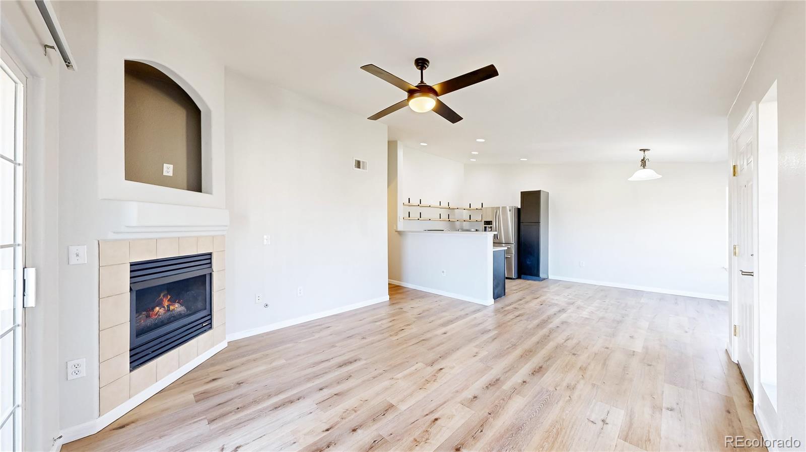 MLS Image #6 for 10035 e carolina place,aurora, Colorado
