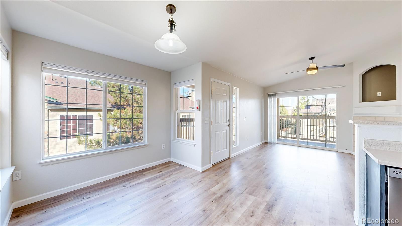 MLS Image #7 for 10035 e carolina place,aurora, Colorado