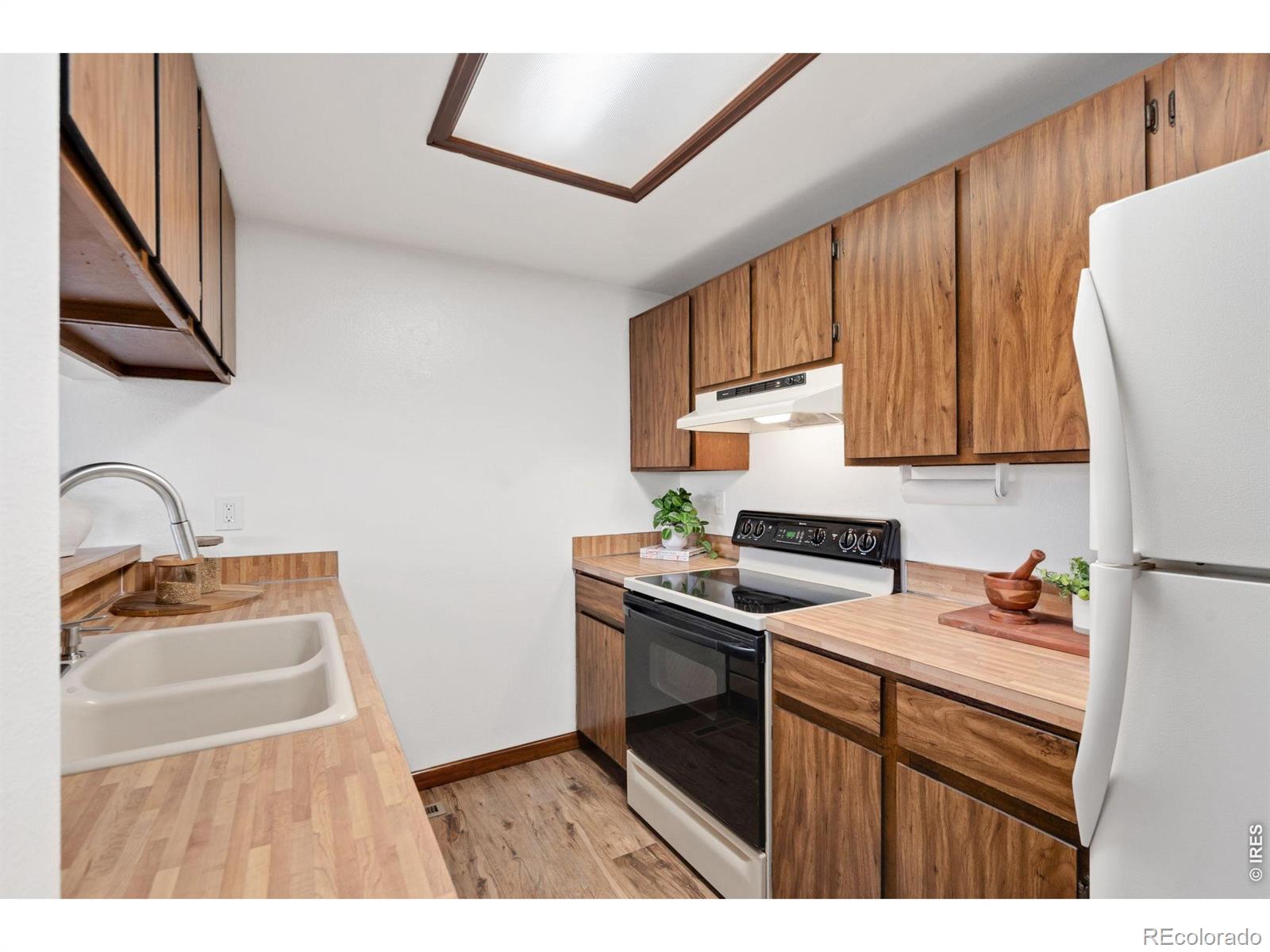 MLS Image #11 for 1900  real court,fort collins, Colorado