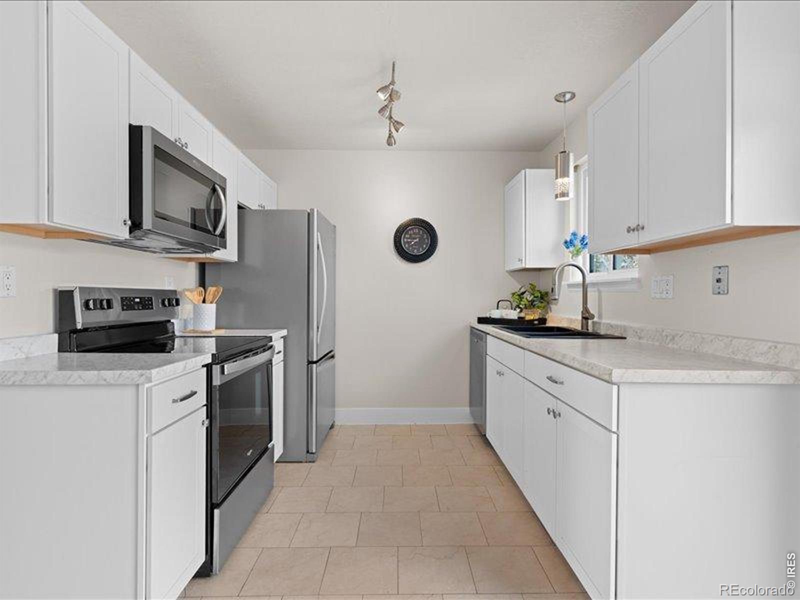 MLS Image #5 for 806  coulter street,fort collins, Colorado