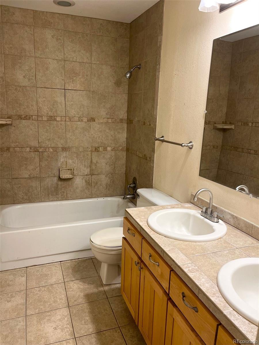 MLS Image #4 for 3722 s granby way ,aurora, Colorado