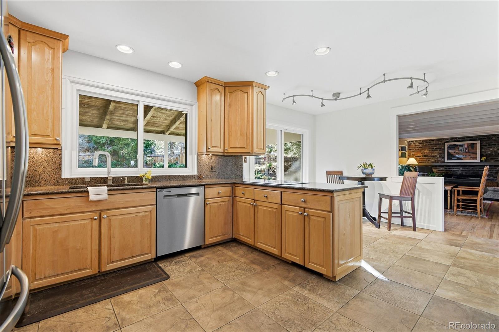 MLS Image #14 for 3561 s oneida way,denver, Colorado