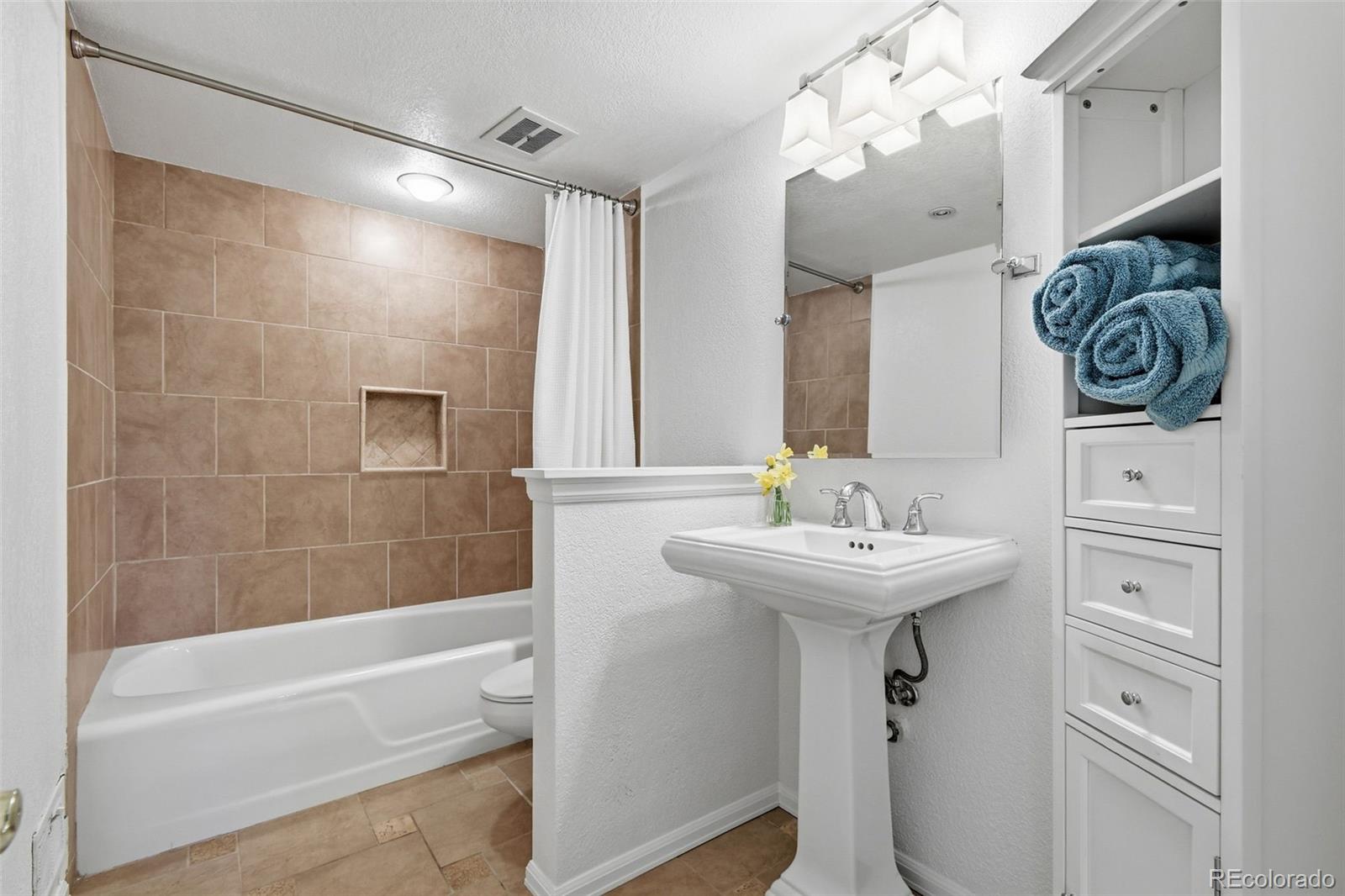 MLS Image #24 for 3561 s oneida way,denver, Colorado