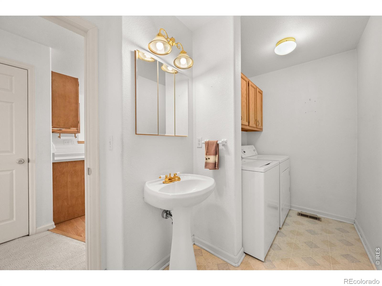 MLS Image #18 for 1633  glen moor drive,lakewood, Colorado