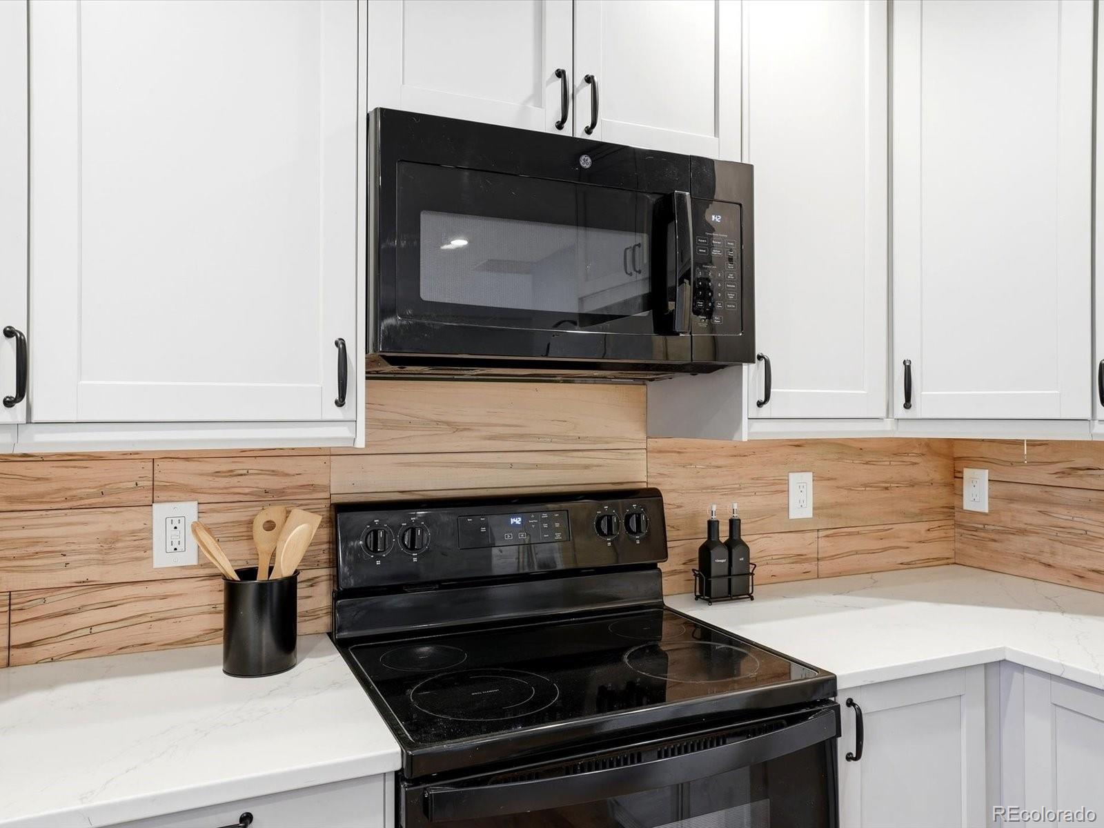 MLS Image #11 for 965  saulsbury street,lakewood, Colorado
