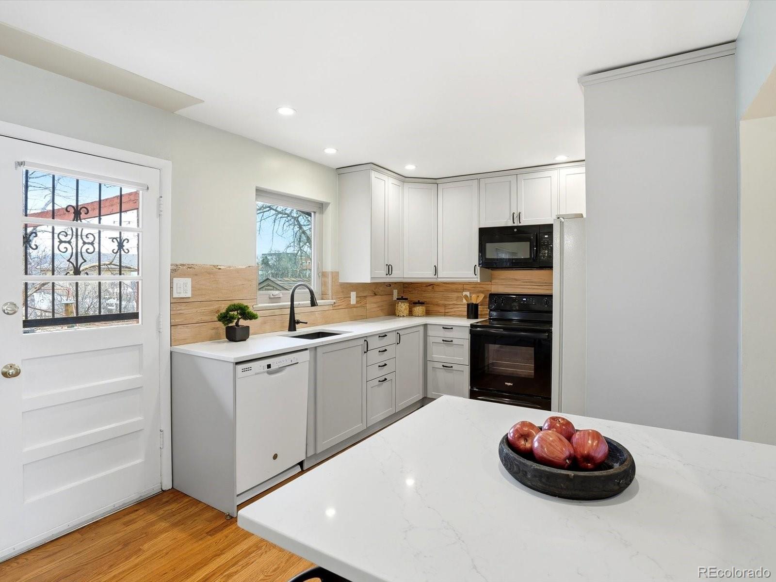 MLS Image #12 for 965  saulsbury street,lakewood, Colorado