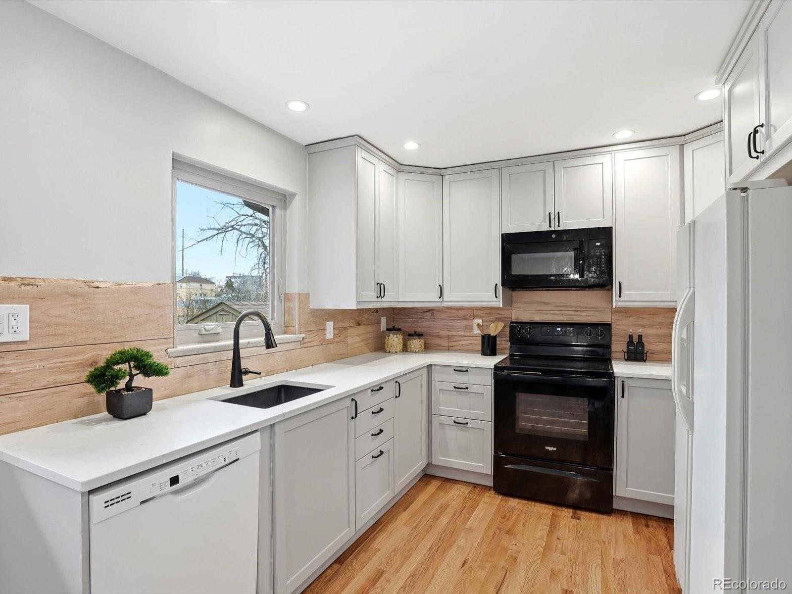 MLS Image #8 for 965  saulsbury street,lakewood, Colorado