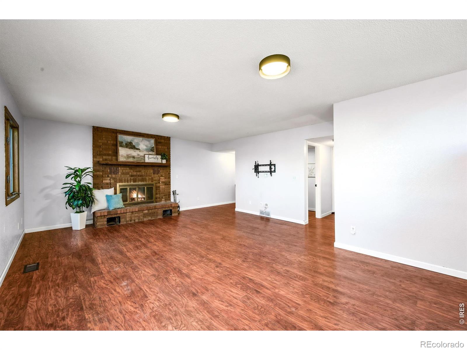 MLS Image #11 for 639  woods avenue,ault, Colorado