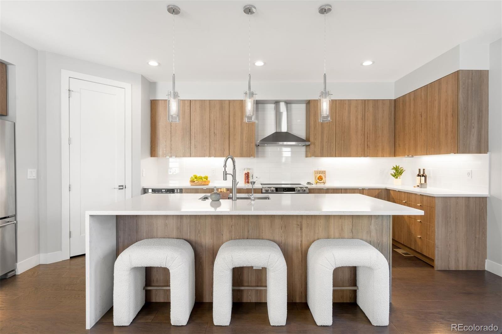 MLS Image #10 for 2765 s sherman street,englewood, Colorado