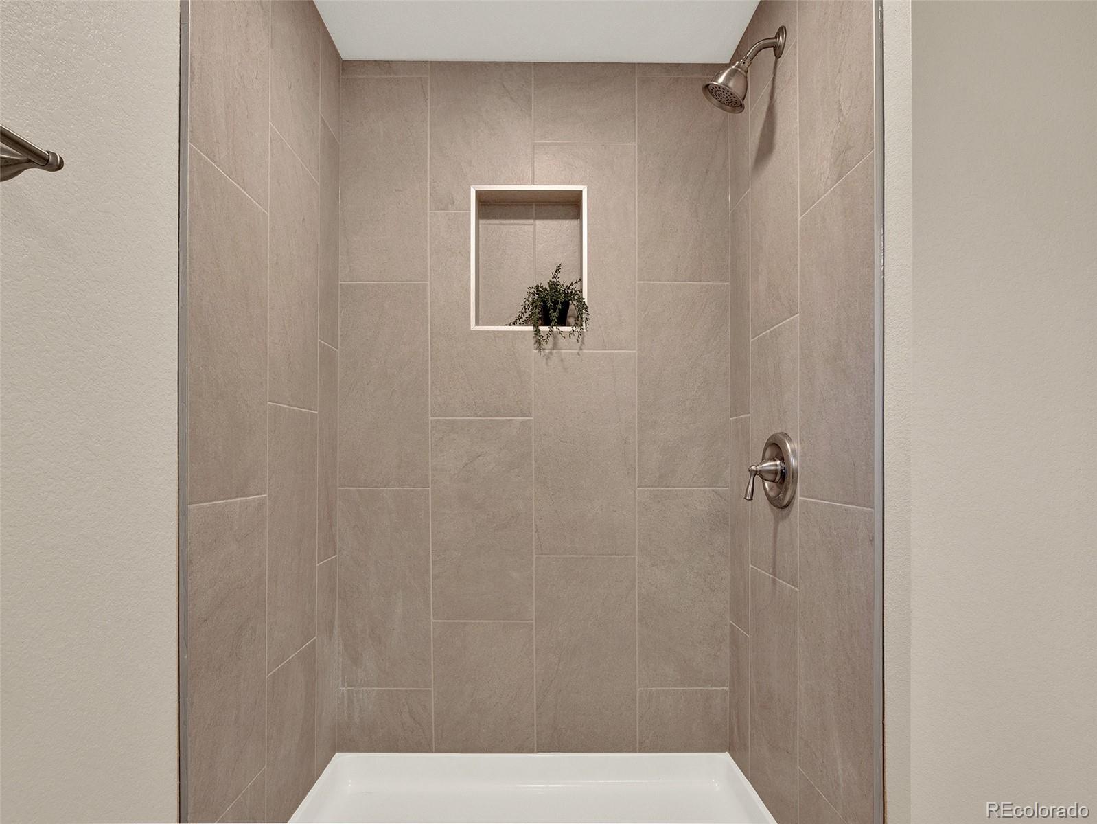 MLS Image #24 for 595 w eastman avenue,englewood, Colorado