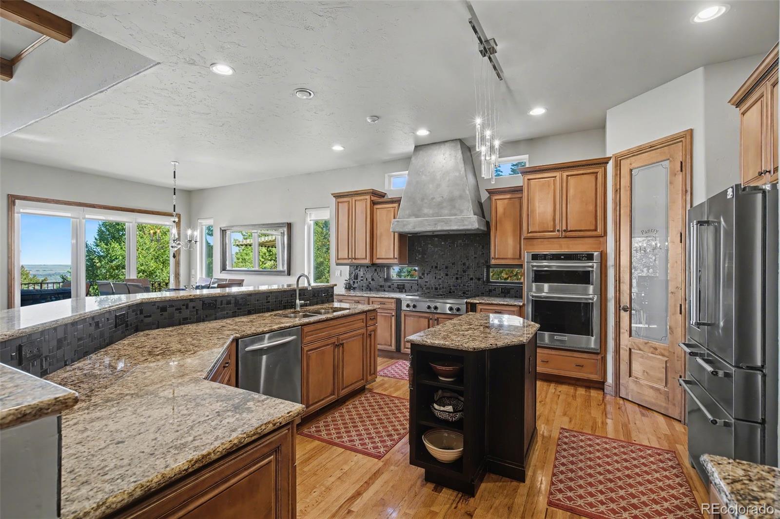 MLS Image #10 for 870  mont blanc view,colorado springs, Colorado
