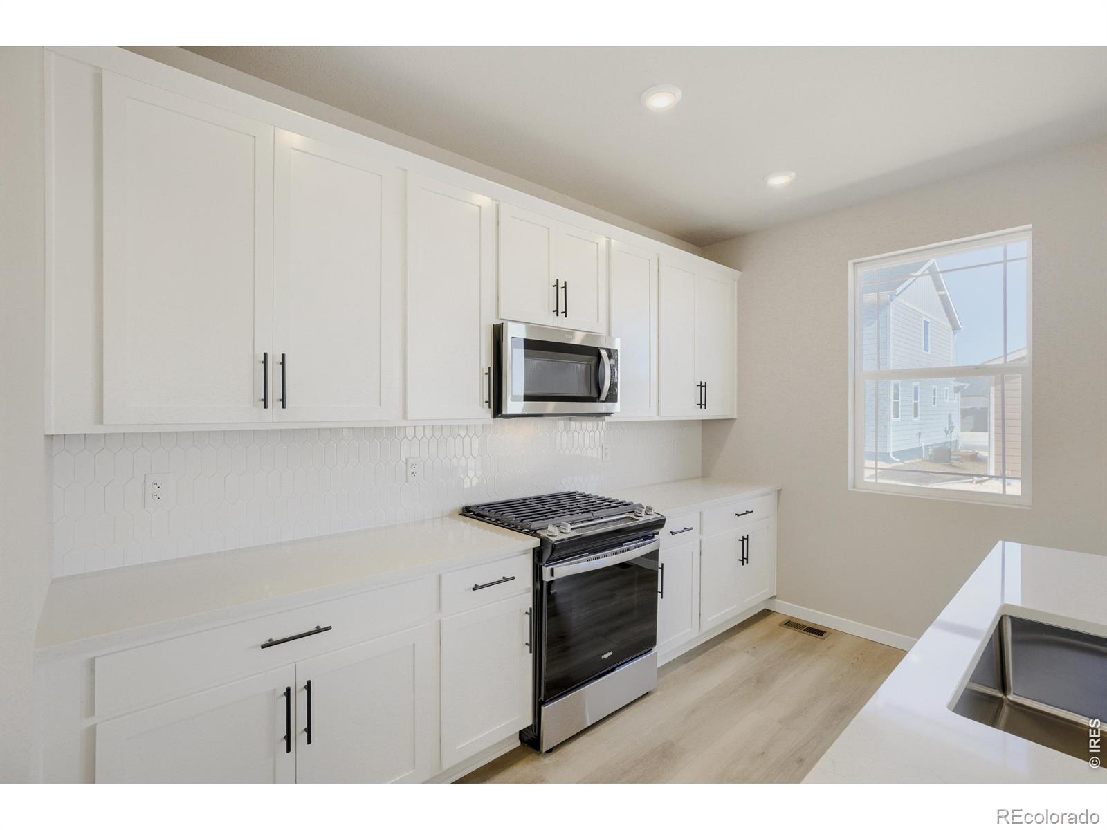 MLS Image #25 for 216  sugar beet lane,berthoud, Colorado
