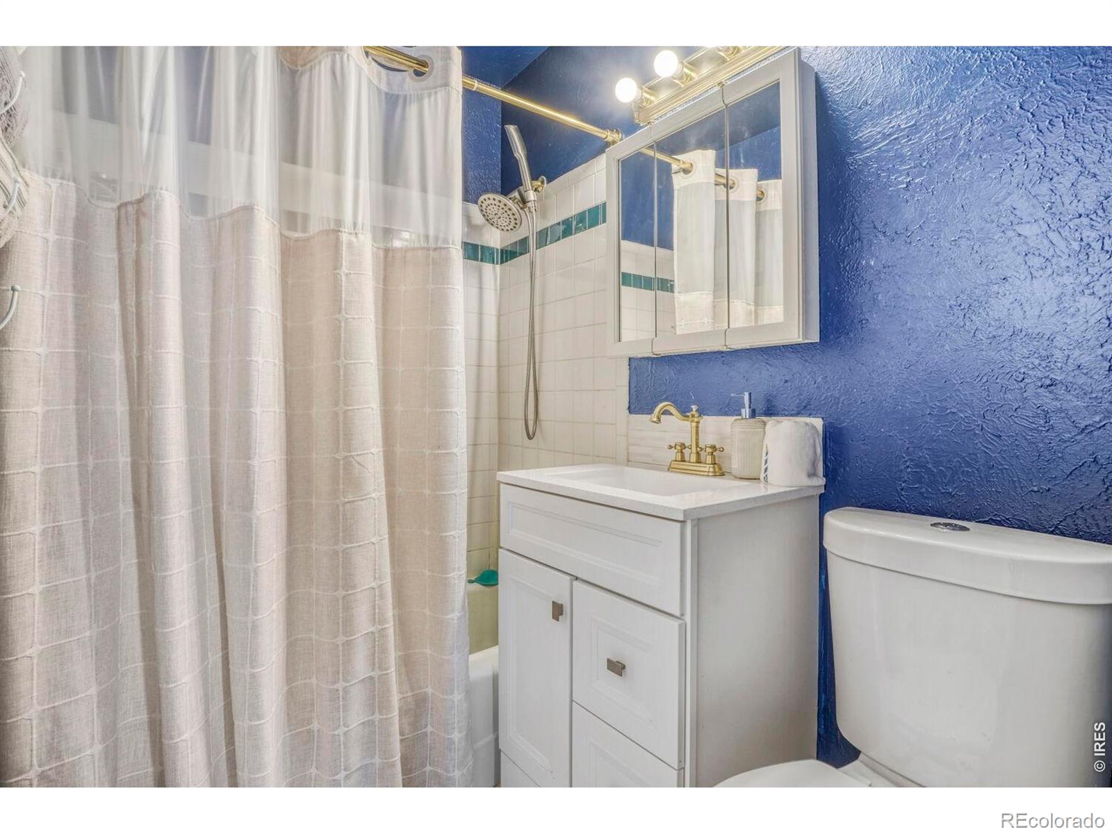 MLS Image #20 for 785 s navajo street,denver, Colorado