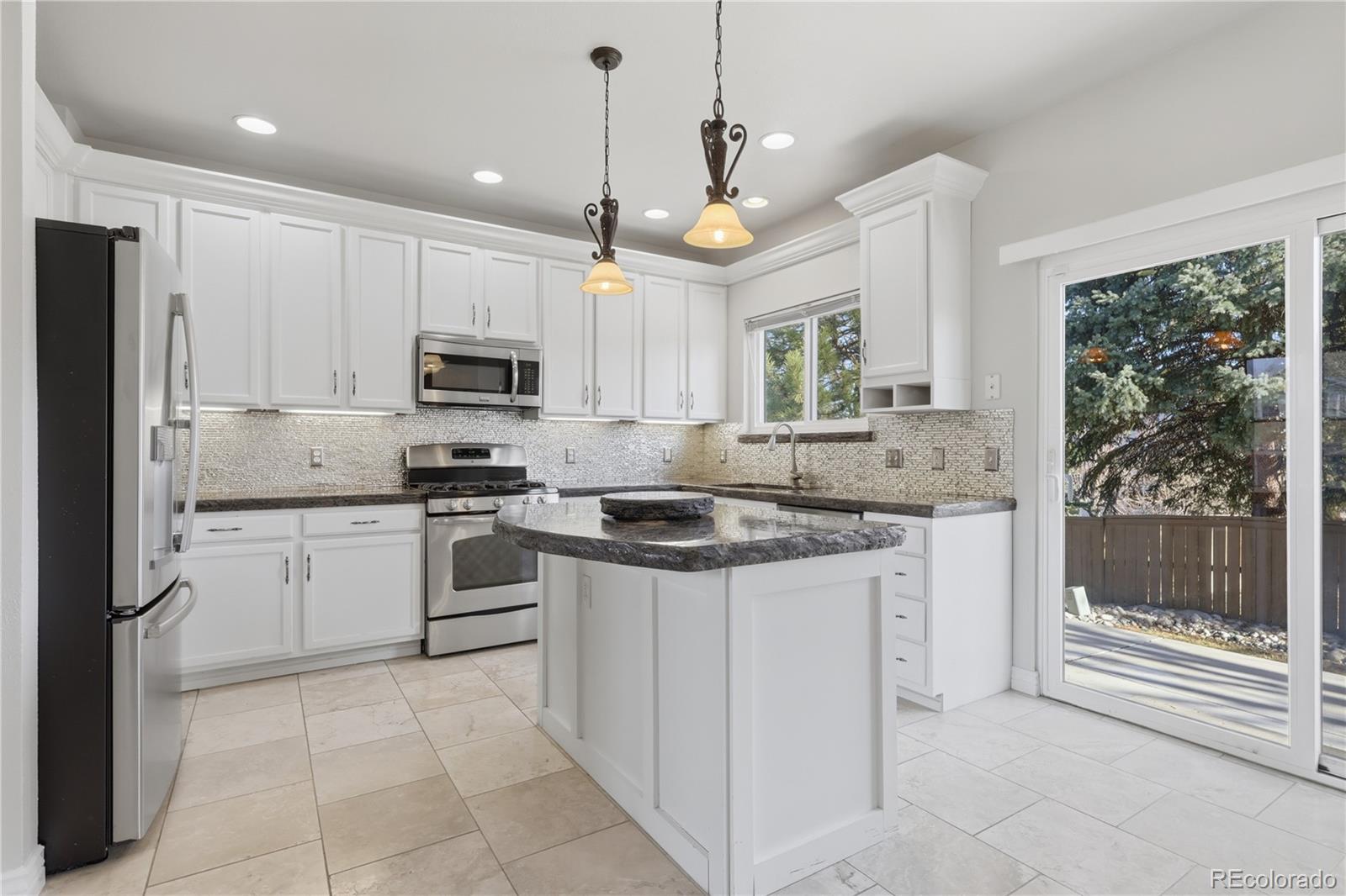 MLS Image #11 for 3807  garnet way,highlands ranch, Colorado