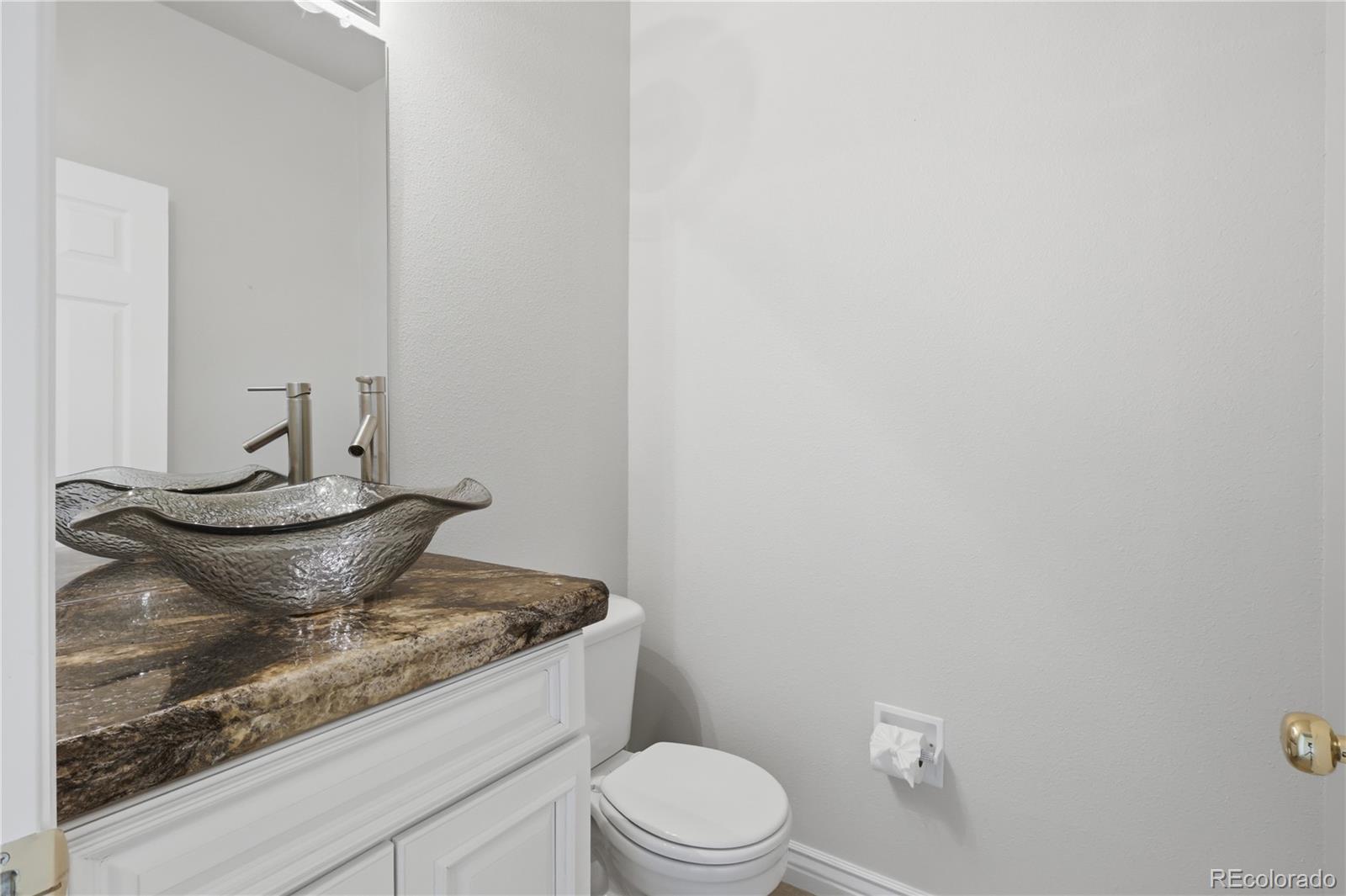 MLS Image #5 for 3807  garnet way,highlands ranch, Colorado