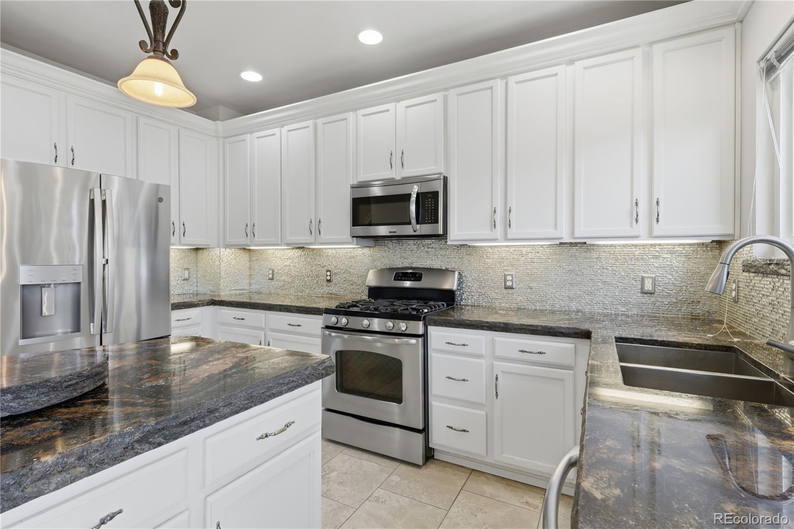 MLS Image #8 for 3807  garnet way,highlands ranch, Colorado