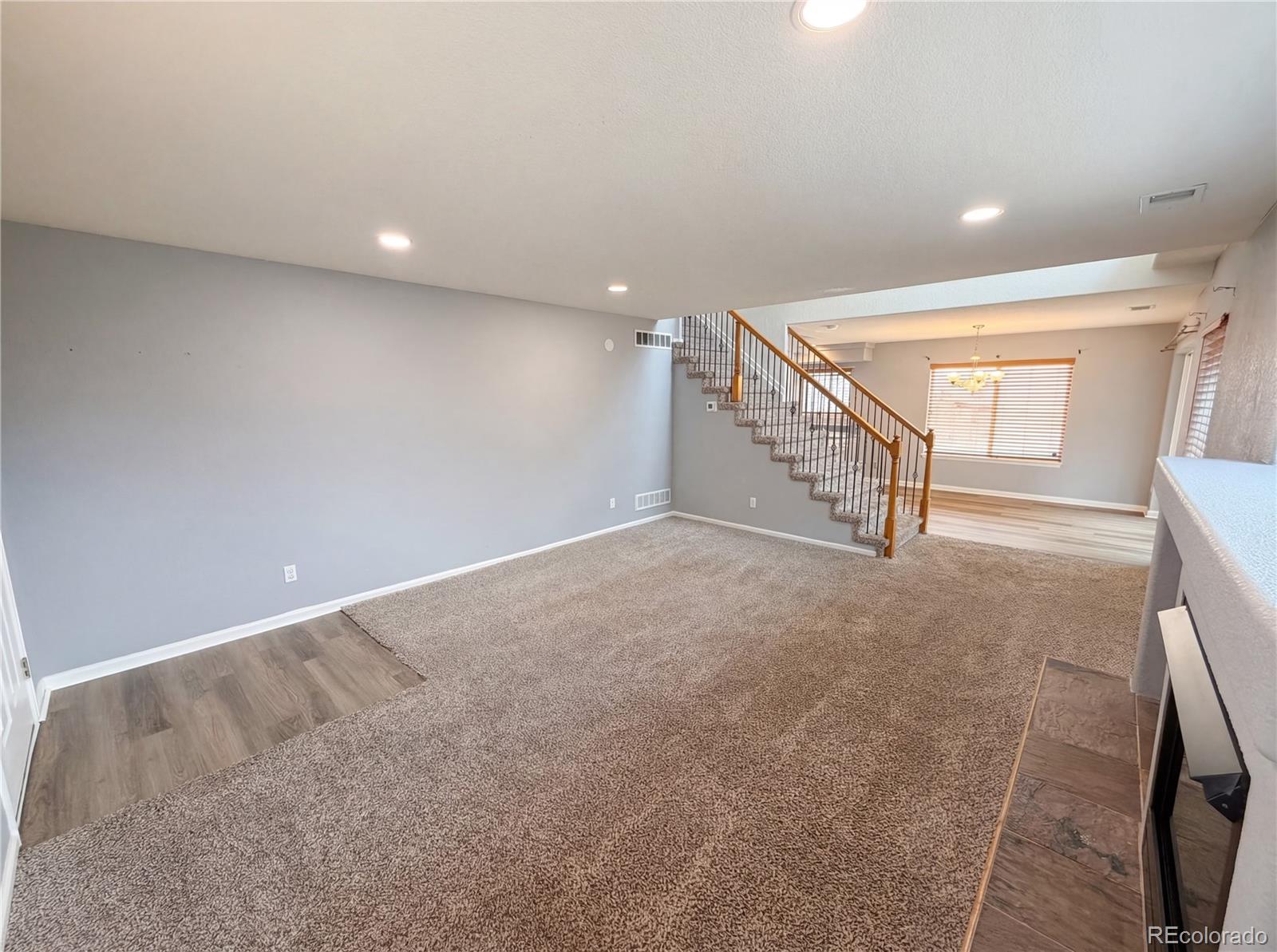 MLS Image #7 for 20000  mitchell place,denver, Colorado