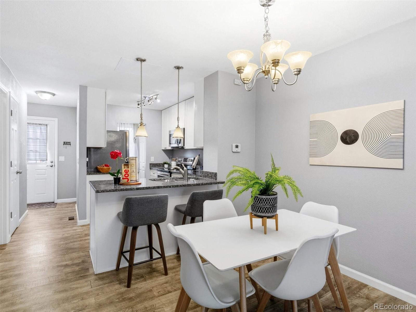 MLS Image #6 for 6732 s independence street,littleton, Colorado