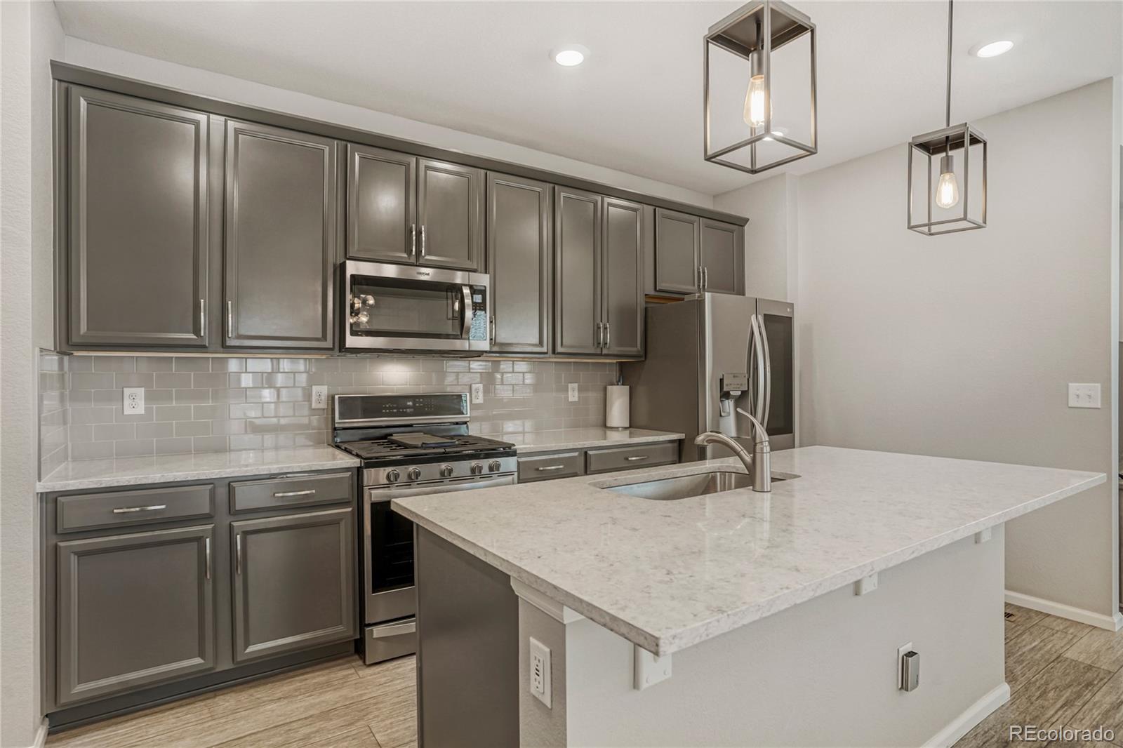 MLS Image #10 for 4378 s nepal court,centennial, Colorado