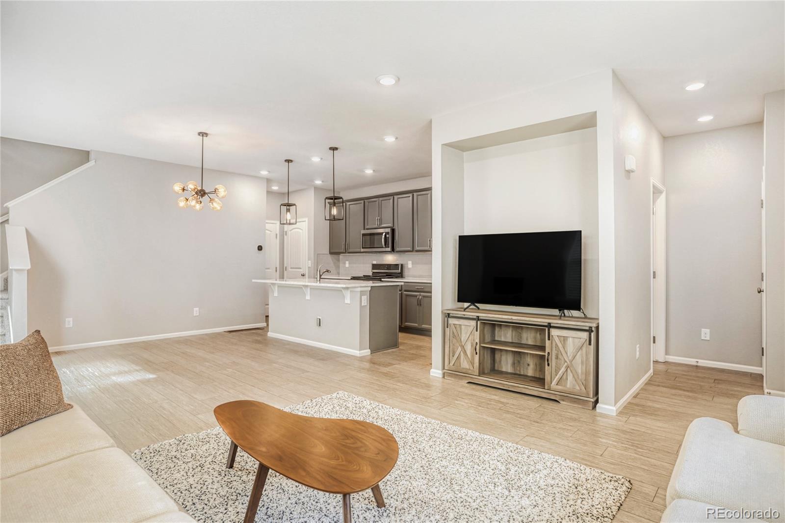 MLS Image #2 for 4378 s nepal court,centennial, Colorado