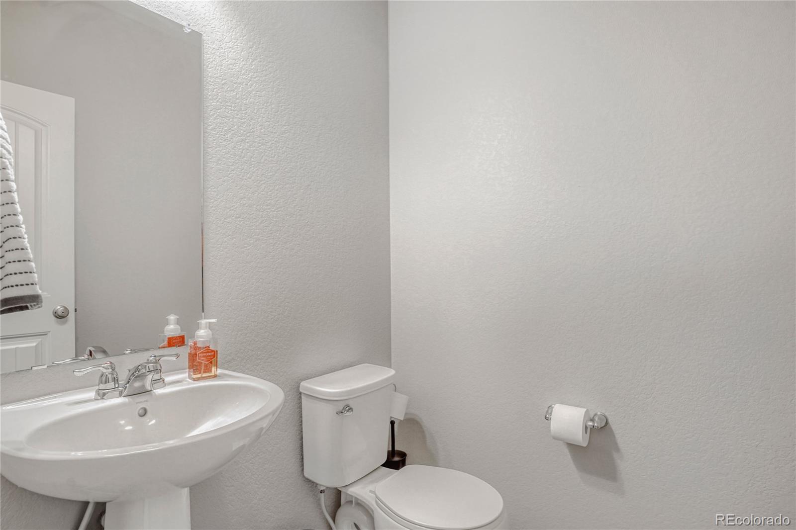 MLS Image #25 for 4378 s nepal court,centennial, Colorado