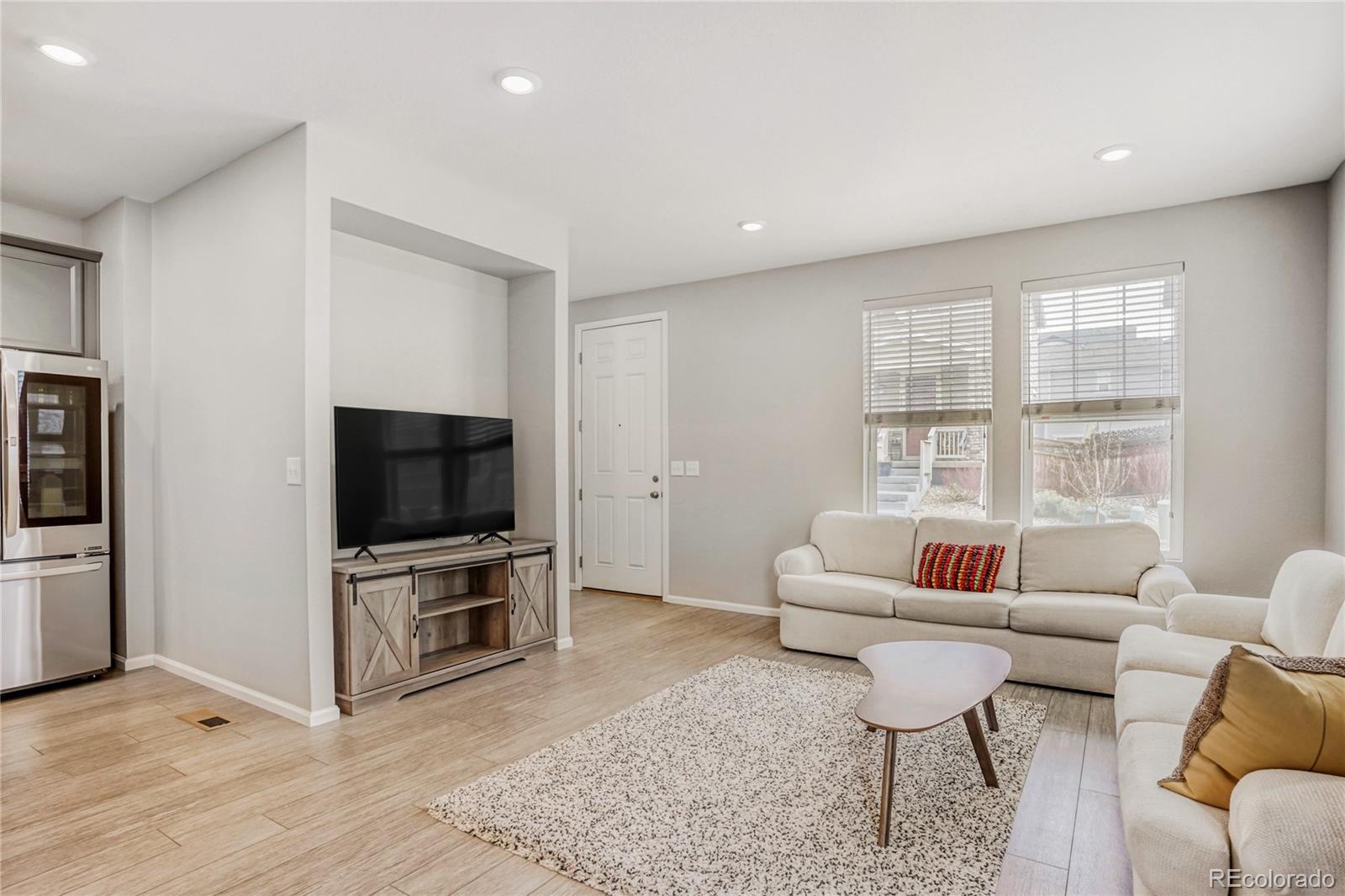 MLS Image #5 for 4378 s nepal court,centennial, Colorado