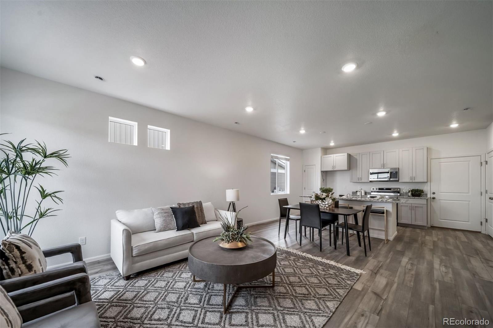 MLS Image #4 for 22343 e 46th avenue,aurora, Colorado