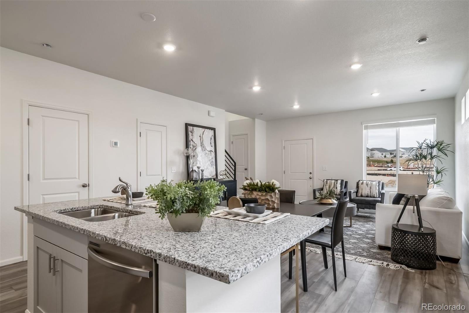 MLS Image #8 for 22343 e 46th avenue,aurora, Colorado