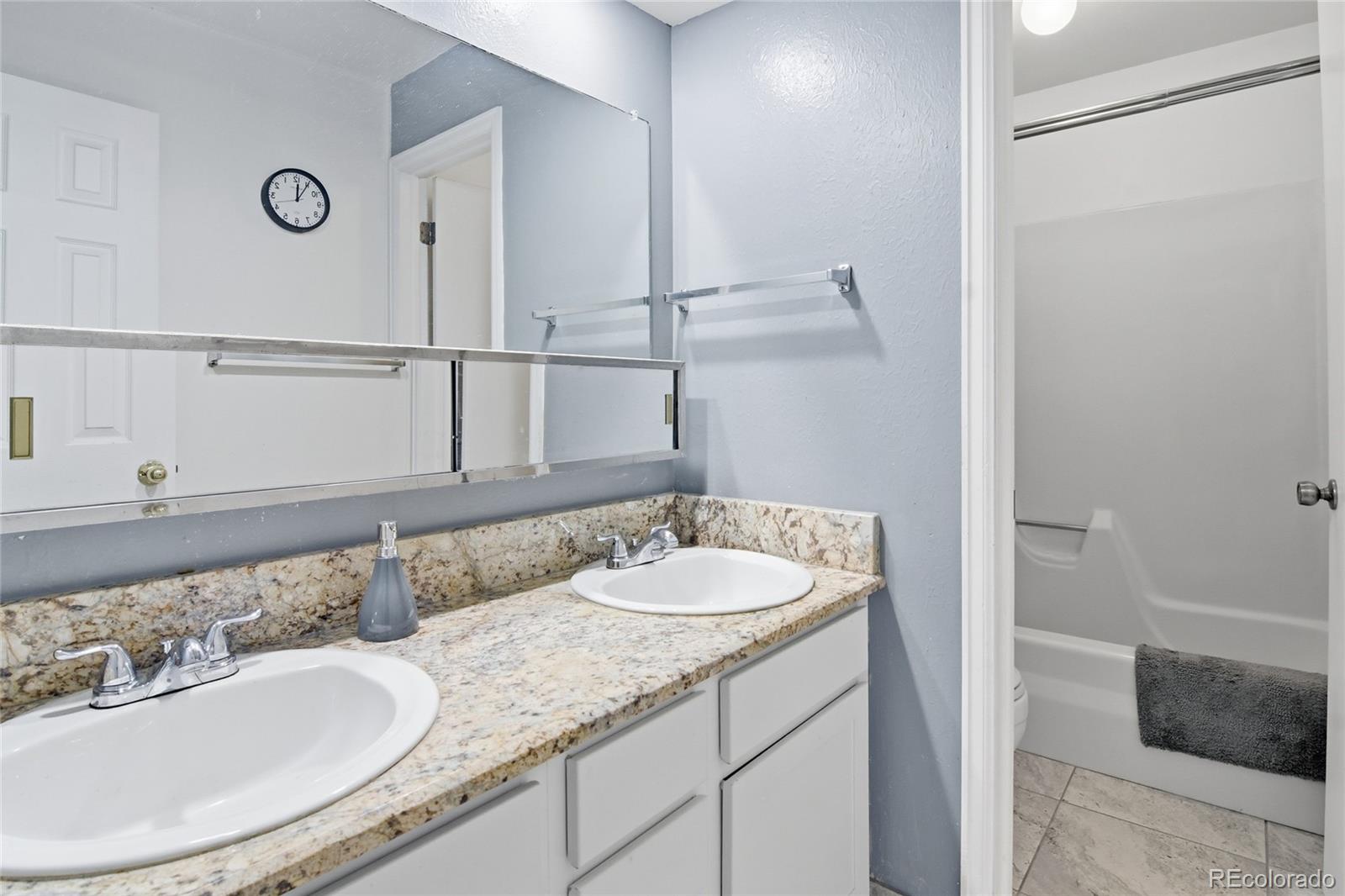 MLS Image #13 for 7889 w caley drive,littleton, Colorado