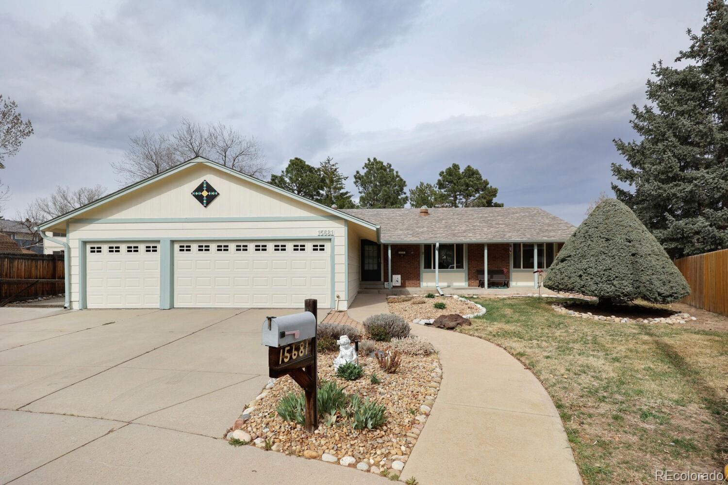 MLS Image #1 for 15681 e jefferson avenue,aurora, Colorado