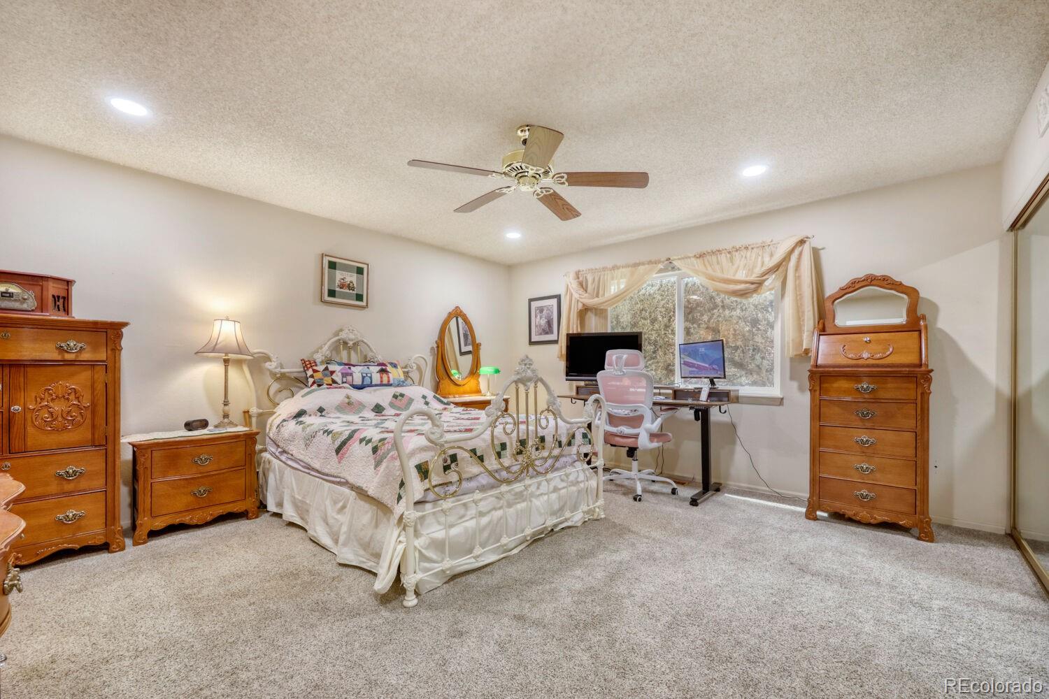 MLS Image #18 for 15681 e jefferson avenue,aurora, Colorado