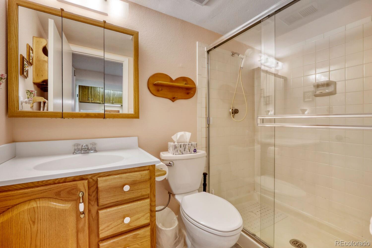 MLS Image #26 for 15681 e jefferson avenue,aurora, Colorado